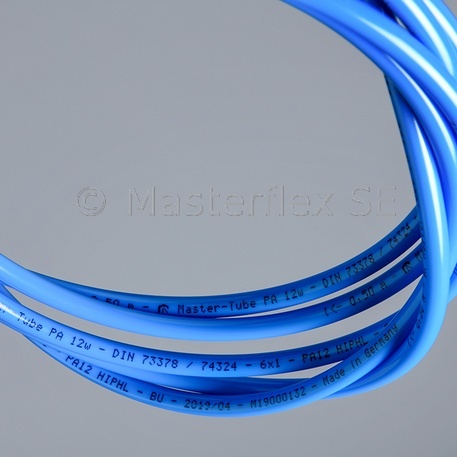 Master-Tube PA - Manguera de poliamida versátil, flexible, resistente a productos químicos y disolventes